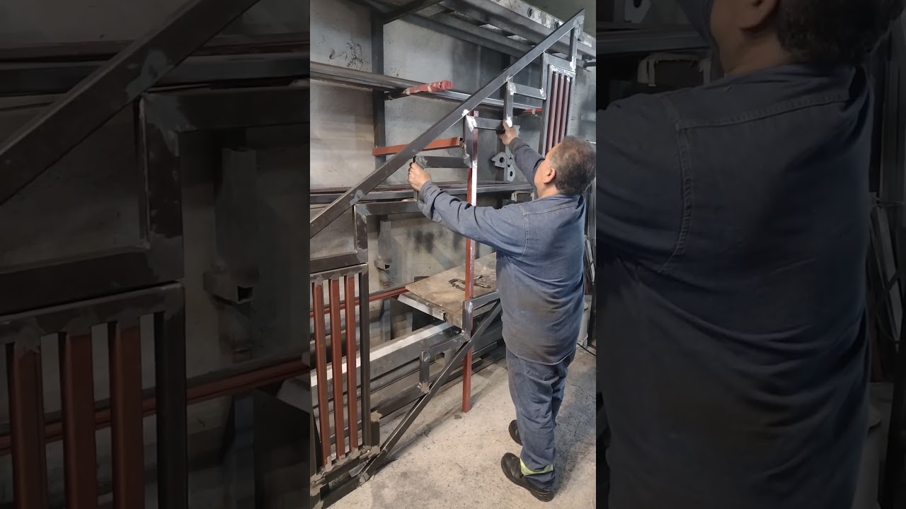 Escalera Plegable de Herrería.