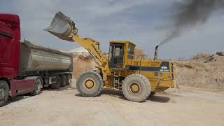 Komatsu Wa420 Loder Taş Ocağında Tır Yükleme