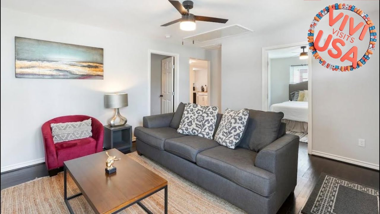 Cozy Heights 2 BD Bungalow, Walkable | Houston (TX), United States | Hotel Review ⭐