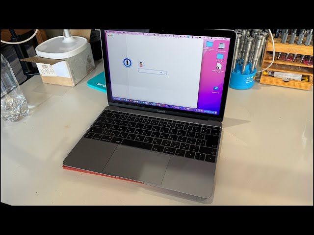 MacBook 2017 12inch A1534 バッテリー交換修理 - YouTube