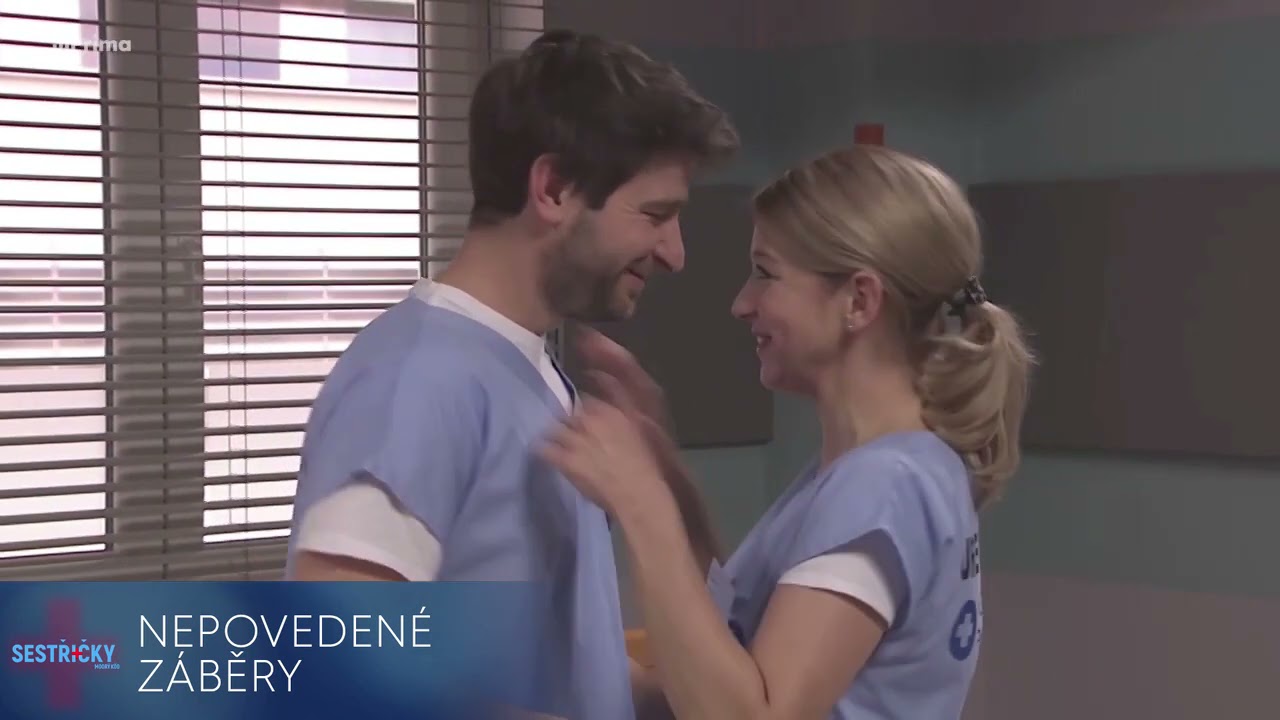 Sestřičky 61 - Nepovedené záběry - Při milostných scénách se štáb na herce zadívá...