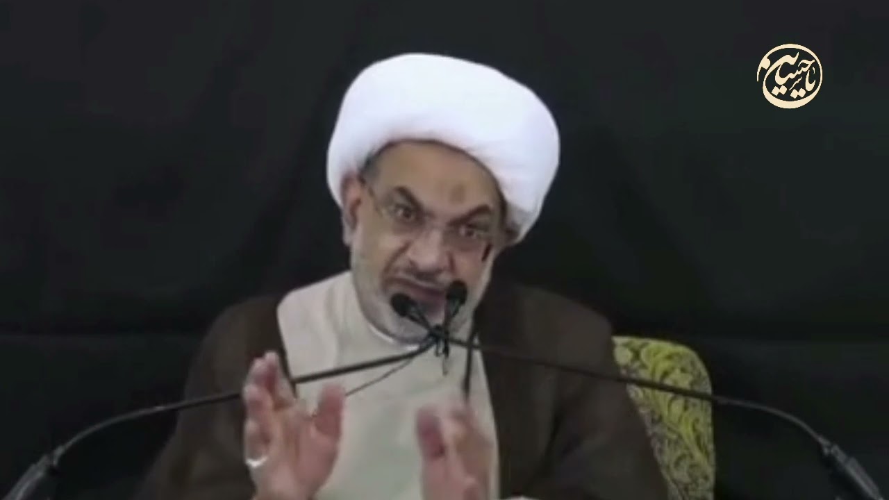 أول عالم من علماء الشيعة الذي لقب بآية الله