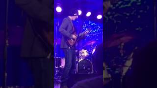 Malcolm Bruce live at the Iridium. "Sitting On Top Of The World".