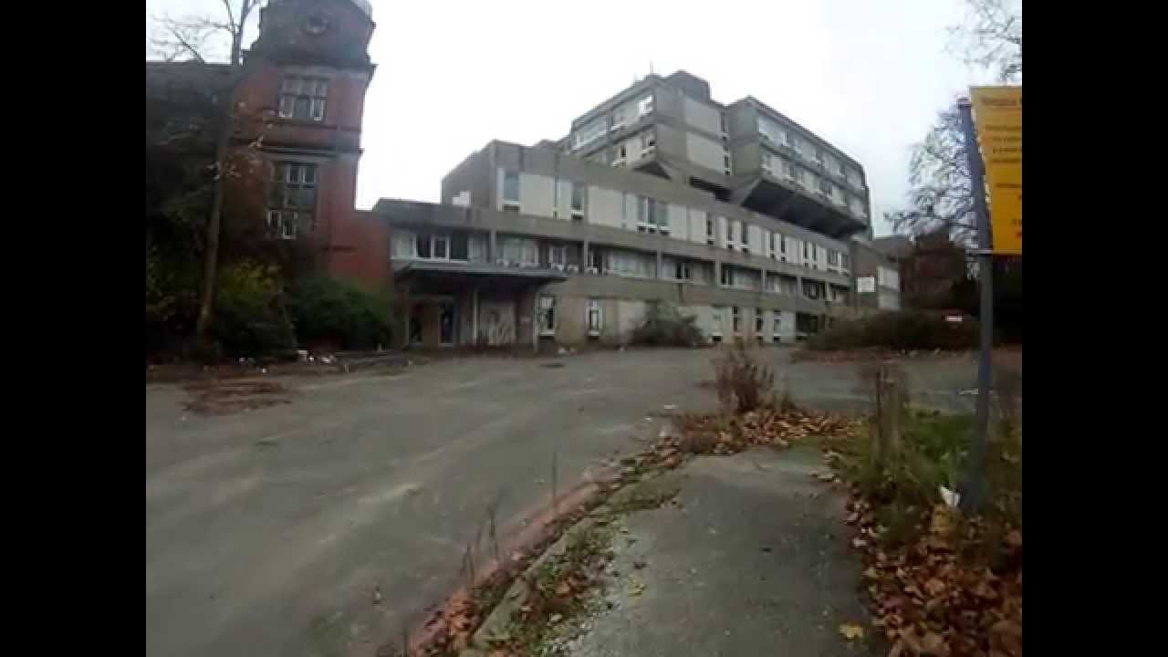 Easy entry into Abandoned Derbyshire Royal Infirmary.