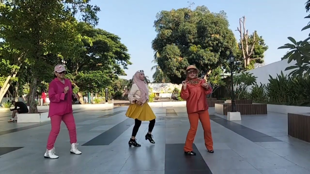 Goyang Sante line dance / choreo by Roosamekto Mamek & Astri Dwi (ALL INA) OCT 2025