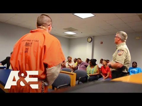 Court Cam: Suspect Defends Innocence to Victim’s Family (Season 1) | A&E