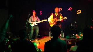 Fred Penner and Paul - Stairway to Heaven/Company's Coming/Down by the Bay