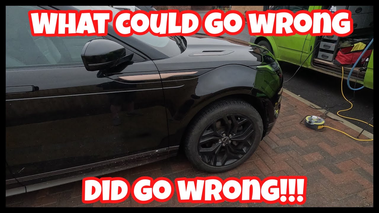 Spraying a Range Rover evoque in the street!! What could go wrong 🤷‍♂️🤷 ...