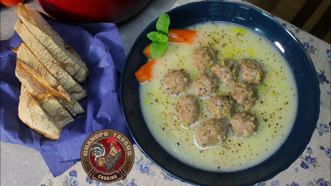 Юварлакиа, котлеты из фарша с рисом и яично-лимонным соусом.