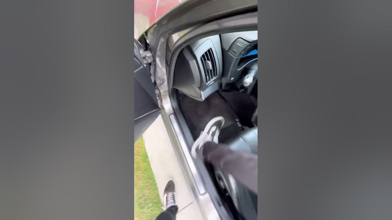 G37 Test pipes/Muffler delete with Stock Resonator YouTube