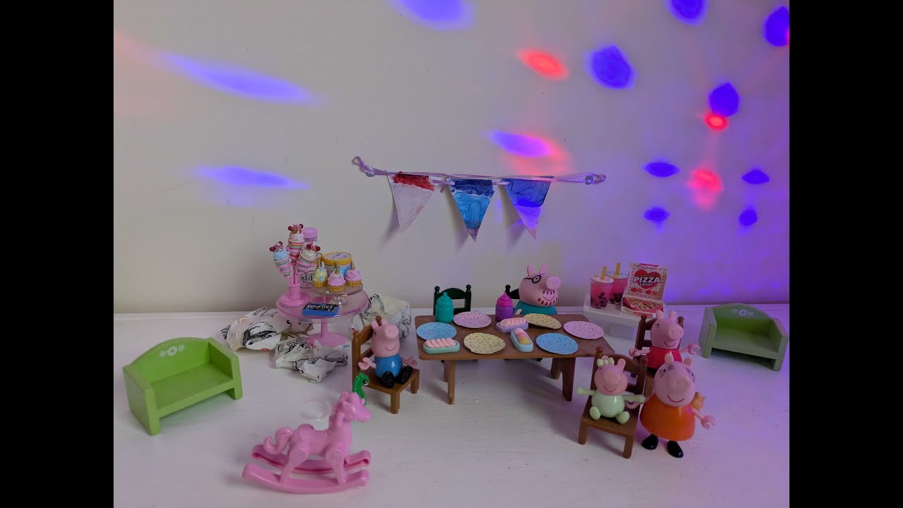 Игрушки Peppa Pedpa Pew. Первый день рождения малышки Эви.