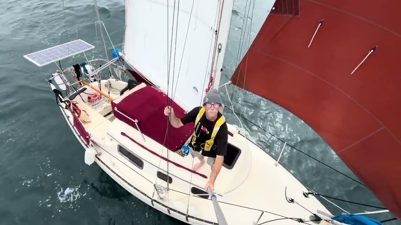 Daysailing Isha, a Pacific Seacraft Flicka20 sailboat.