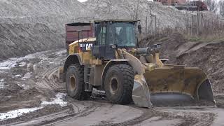 GRONDVERZET CAT 966 M XE