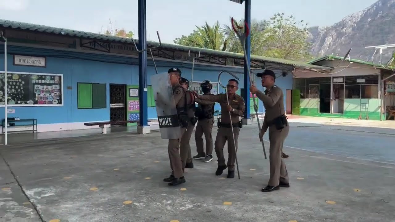 วิธีการเอาชีวิตรอดจากสถานการณ์ฉุกเฉิน 