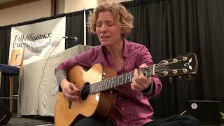 Catie Curtis - Voyager @WorldOneVideo