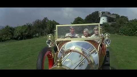 Chitty Chitty Bang Bang - Dick Van Dyke, Sally Ann Howes, Heather Ripley, and Adrian Hall