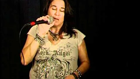 Deanna Shelton, Triad Singer of the Week