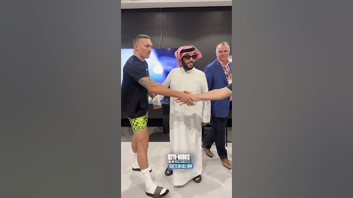 When Oleksandr Usyk met Steven Gerrard 😅
