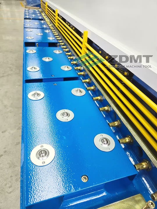 6mmx4m shearing machine/cutting machine/guillotine shear #shearingmachine #guillotine #machine #cnc