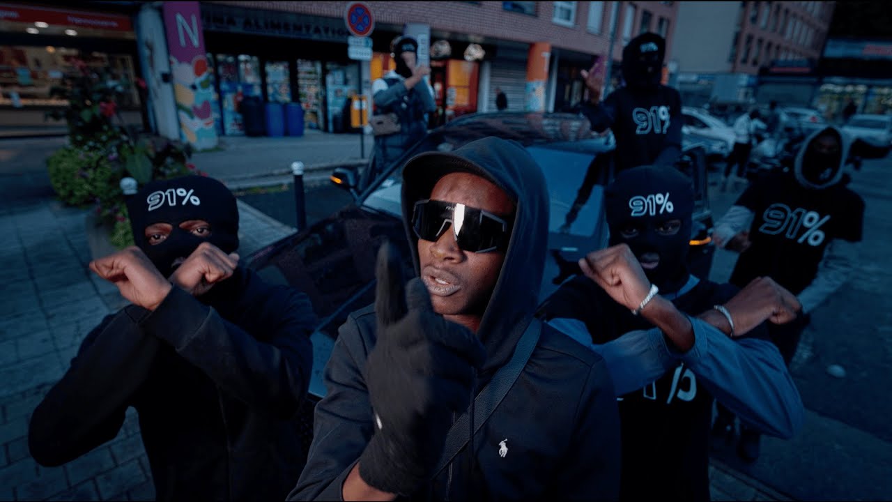 Tonton JUNIOR 2ZG - CODE 123 (Clip Officiel) di YouTube