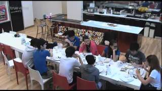 af8 เต๋า 17สค w8 คชาบ่น นั่งอยู่แค่นี้พูดซะดังเชียว