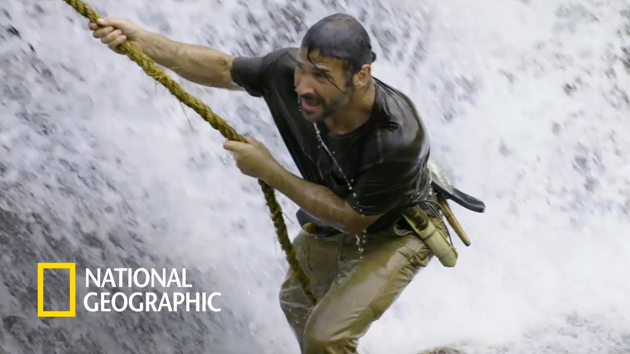 새끼줄에 의지해 거칠게 쏟아지는 폭포 아래로 뛰어들기 | Primal Survivor