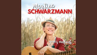 Video thumbnail of "Martina Schwarzmann - Banane im Toaster"