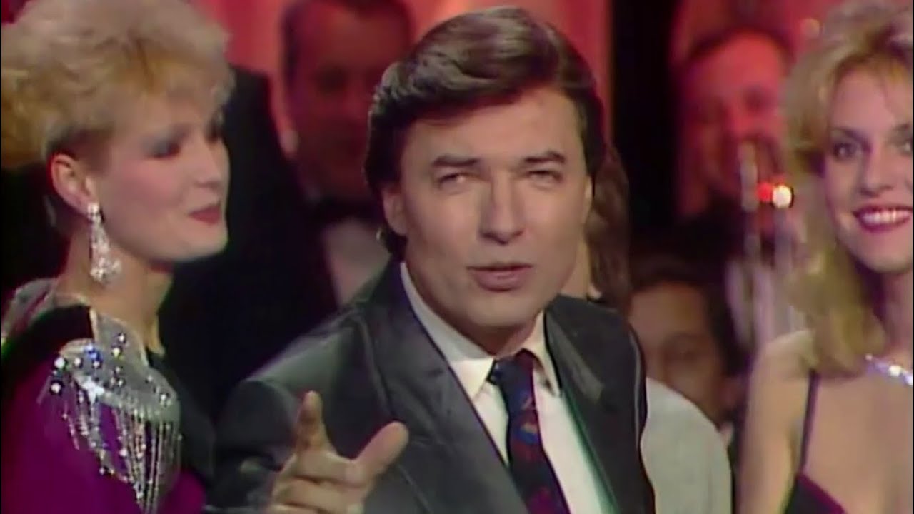 Karel Gott - Dlouho hrát budem vám/Začínám žít/Zvonky štěstí (with Darina 