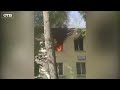 В Екатеринбурге горит жилая квартира