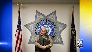 Benton County Sheriff's Office honors retiring sergeant