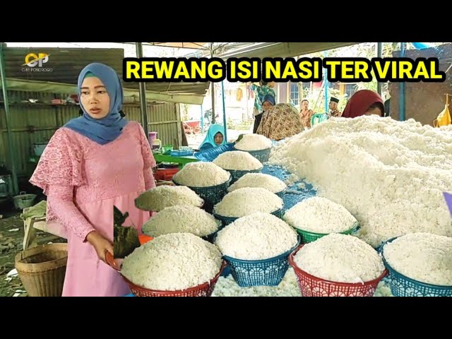 Buset ‼️Benar Benar Gila Hajatan Mantu Di Jawa Isi Nasi Berkat Sampai Menggunung class=