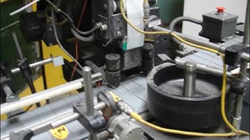 Label-Aire Model 2111CD blow on, pressure sensitive labeler