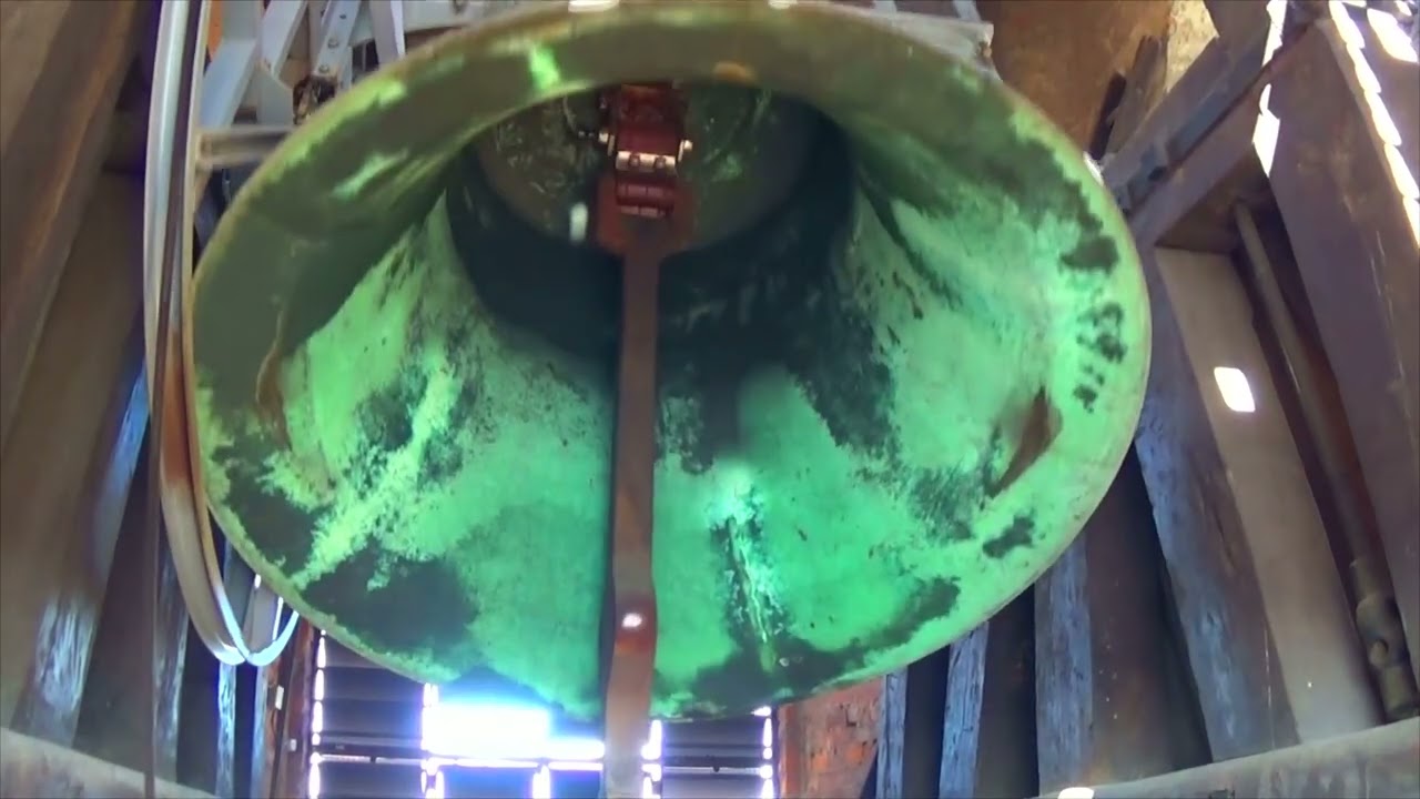 Miskolc Kakas templom Eszter harangja