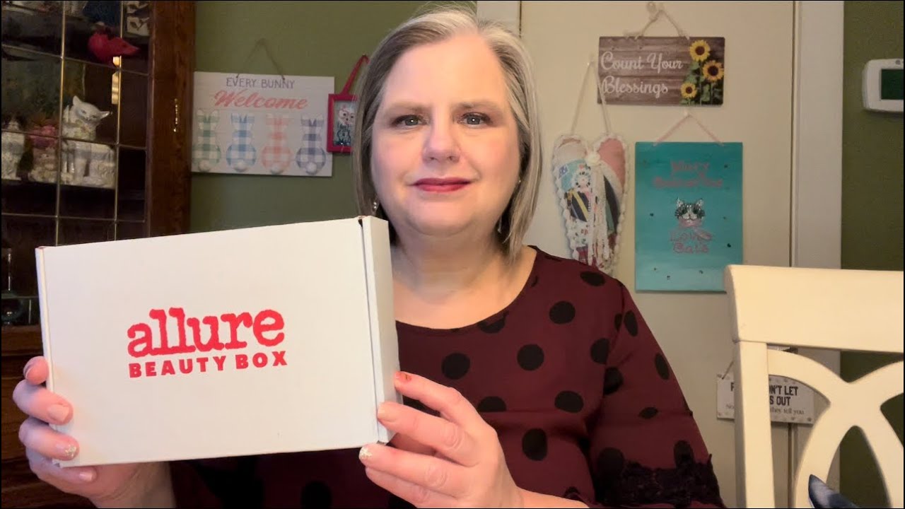 ALLURE BEAUTY BOX APRIL 2022