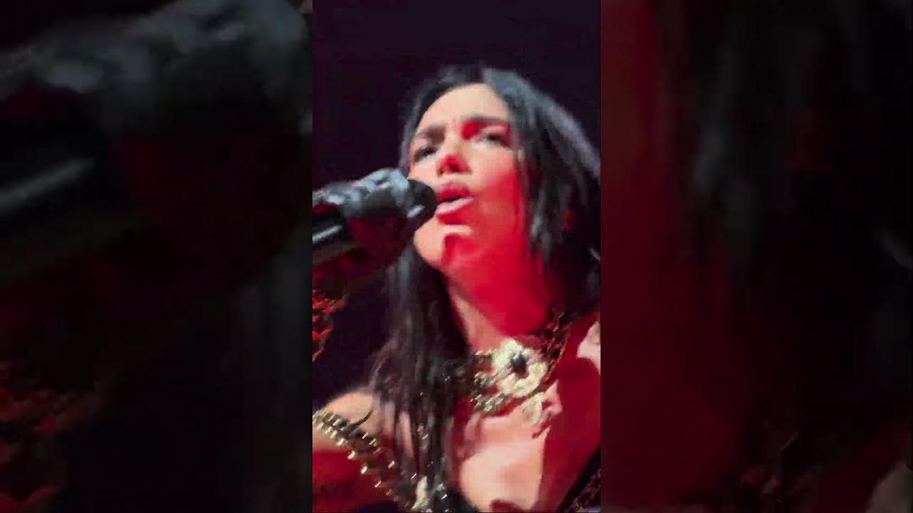 When she hits the chorus = goosebumps! 