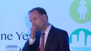 13:40 Dr Marc Rowland introducing Simon Stevens