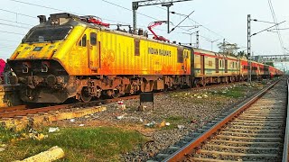 Vivek Express - 22504