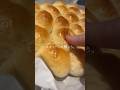 袋で3分揉むだけ。コツいらず、ふわっふわのミニミニちぎりパン。