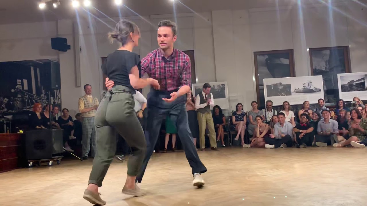 Amber Swing 2019: Teacher Intro to Lester's Blues