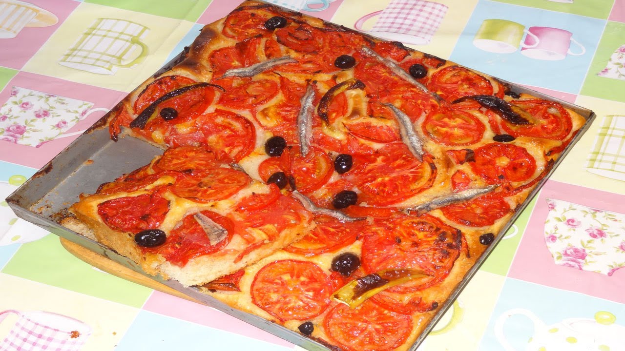 طريقة تحضير #البيتزا الجزائرية التقليدية (لاكوكا) اسهل طريقة