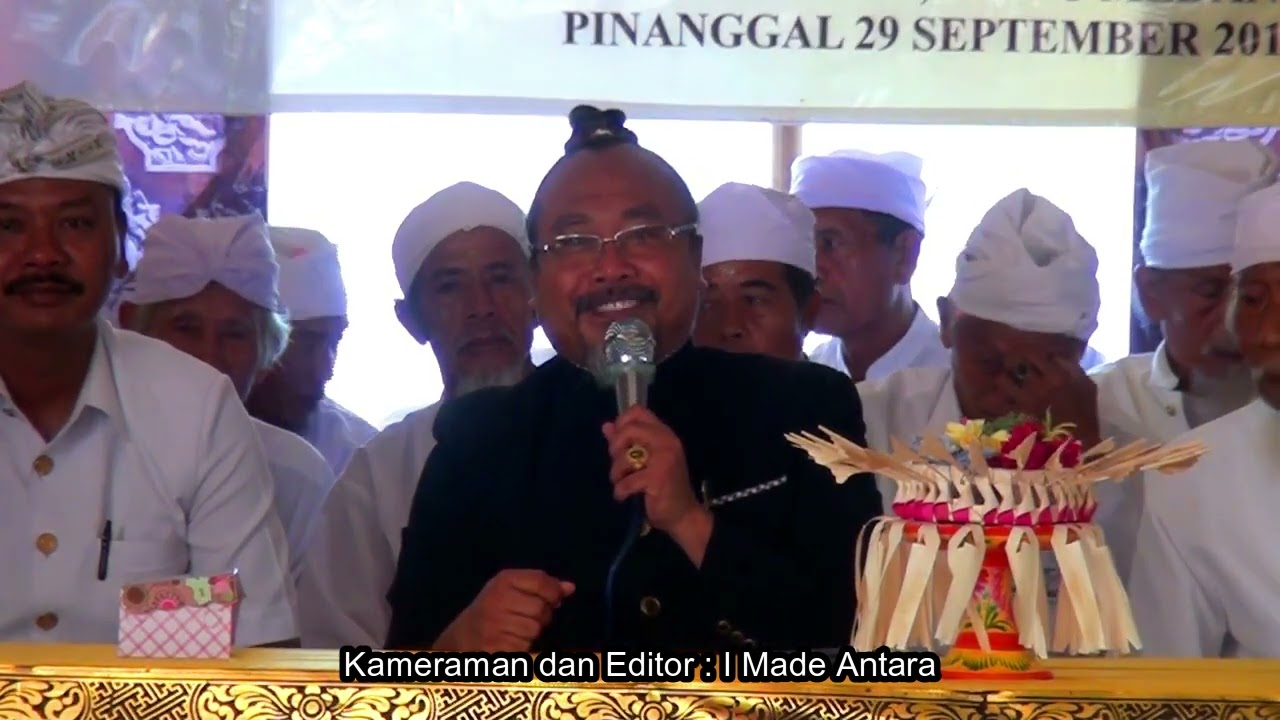 Dharma Wacana Ida Pandita Acarya Dhaksa di Pura Puseh Br Sanggulan Tgl 29 September 2016