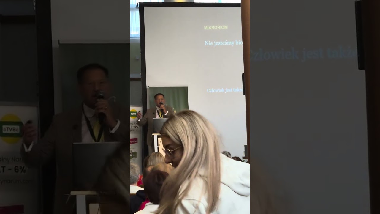 Dr Wojciech Ozimek na sympozjum Polskiej izby zielarsko-medycznej.