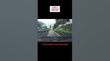 Wrong turn disaster! Please never turn like this 😨😨 | Caught on Thinkware Dash Cam