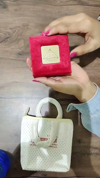 My1st Engagement Anniversary Gift??🎁 Gold ya diamond ? 😱 Unboxing #shorts #ytshorts #unboxing #gift