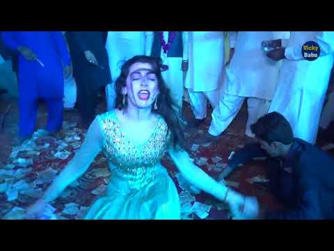 Tedi te medi ajin yari lgi ae madam Talash new dance super hit