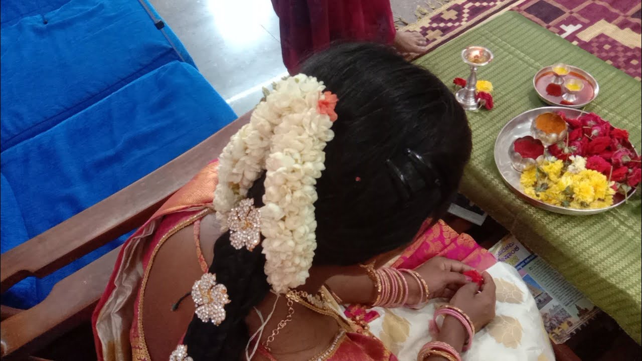 ಗರ್ಭಿಣಿಗೆ ಮೊಗ್ಗು ಮುಡಿಸುವ ಶಾಸ್ತ್ರ