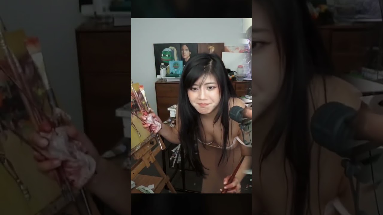 Melina attacks quqco  back