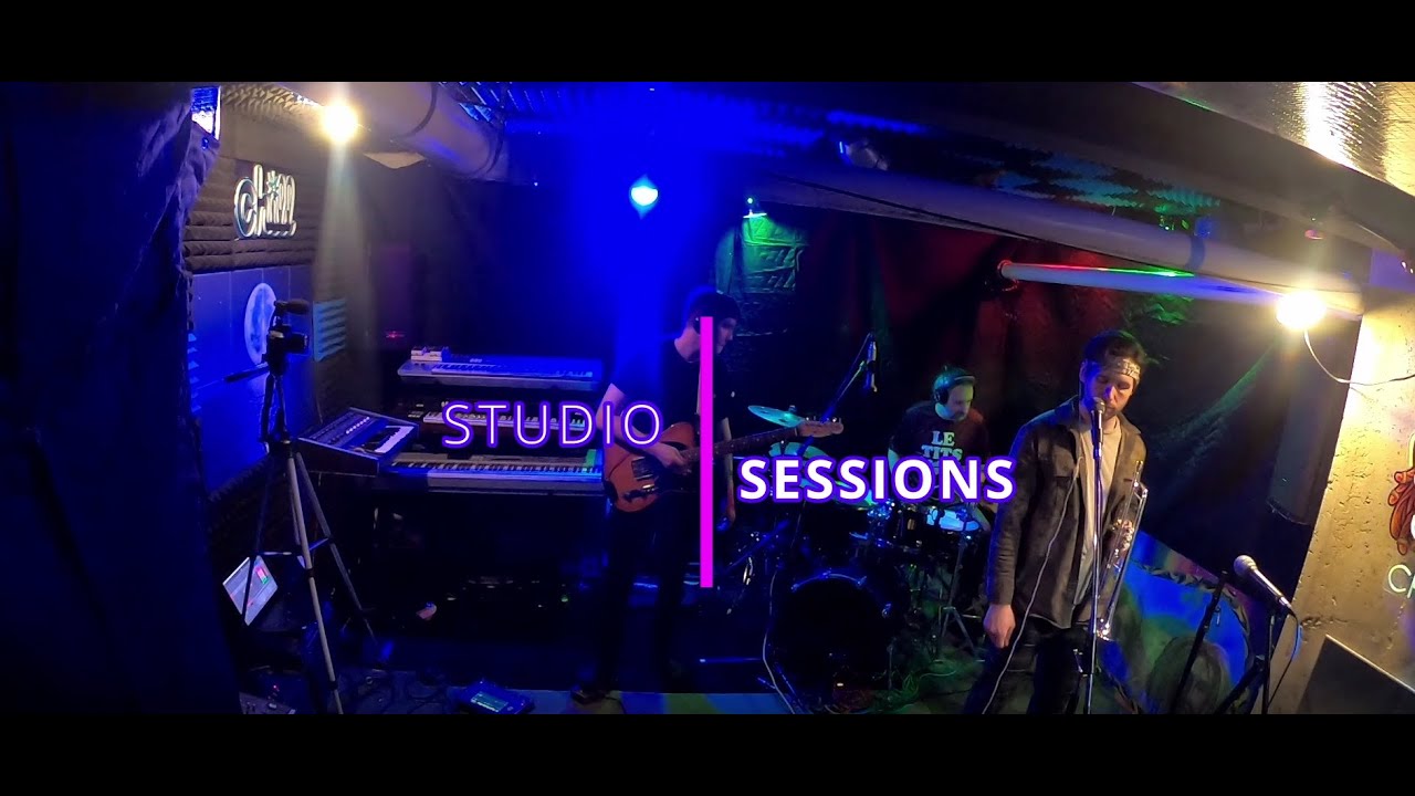 Dream Filling - Studio Sessions Episode 1: April Funk's Day