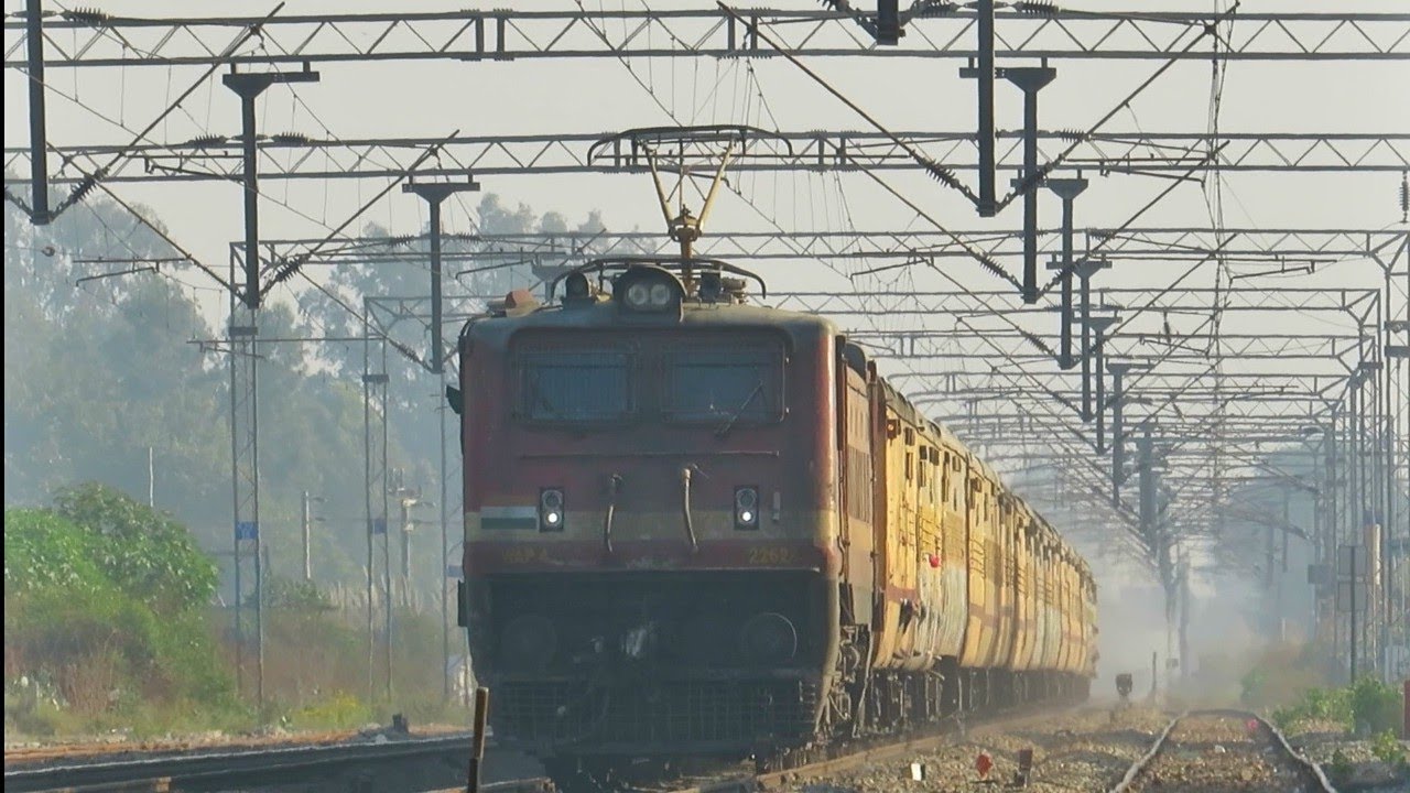 Dadar Express DADAR EXPRESS 11057 HOULED BY WAP4 LOCOMOTIVE MOVING TOWARD AMRITSAR ...