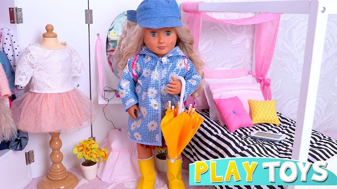 OG Doll School Routine in Bedroom! Play Toys